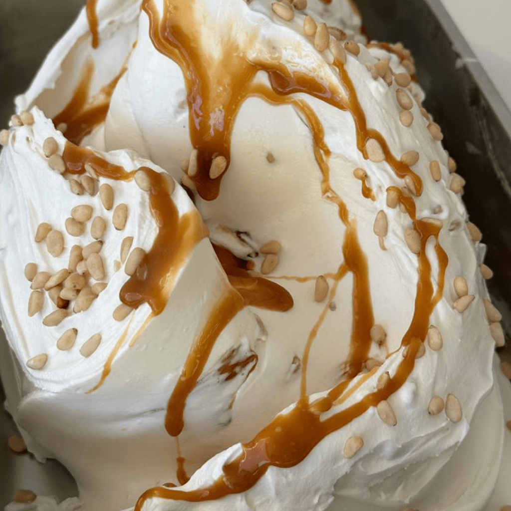 Nata-con-piñones_Gelato-Gina_Heladería_Valencia_España